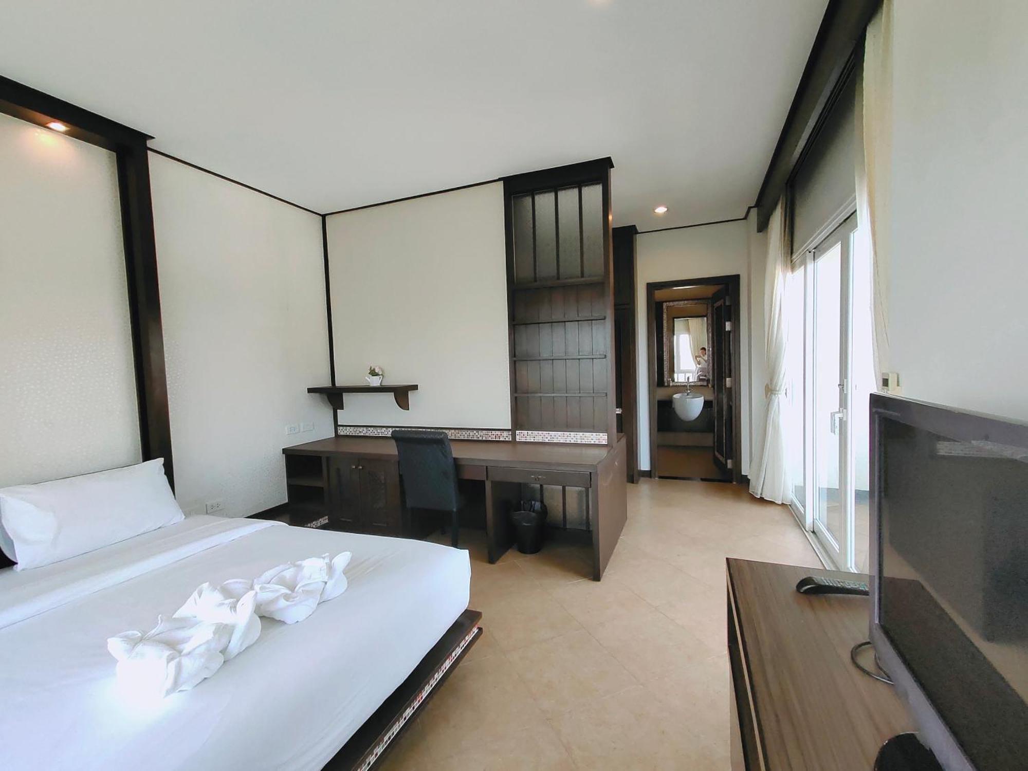 Ratana Hotel Chalong Rawai Exterior foto