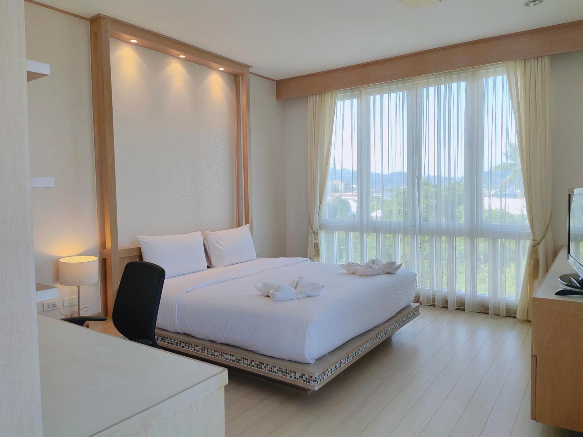 Ratana Hotel Chalong Rawai Exterior foto